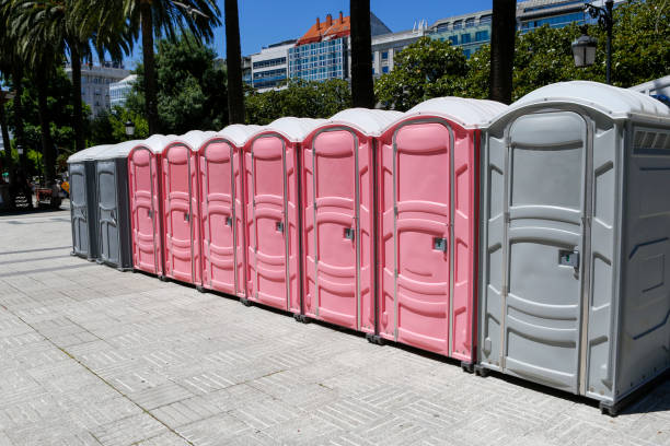 Best Deluxe Portable Toilet Rental  in Trenton, FL